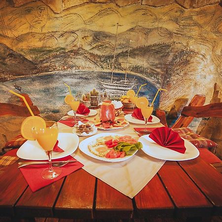 Pansion Nobel Hotel Petrovac Ngoại thất bức ảnh