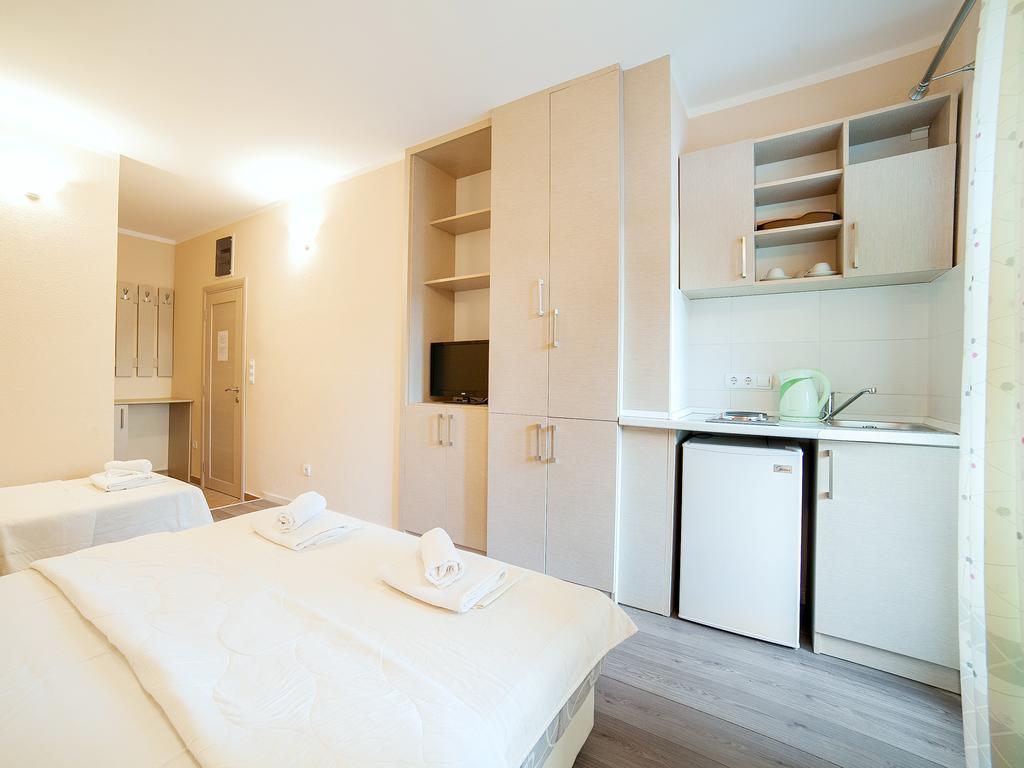 Pansion Nobel Hotel Petrovac Phòng bức ảnh