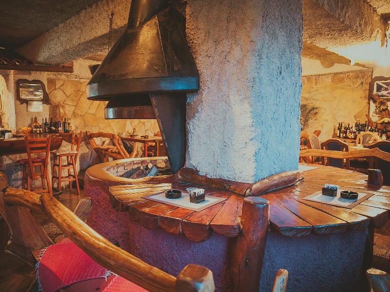 Pansion Nobel Hotel Petrovac Ngoại thất bức ảnh
