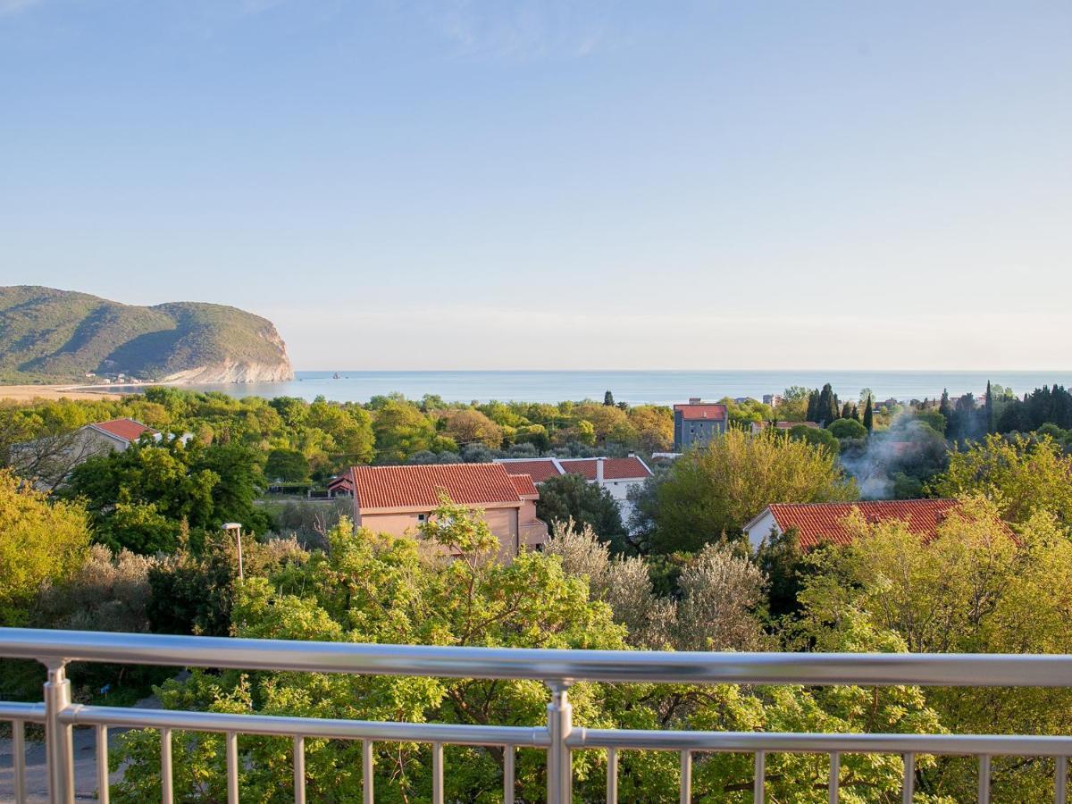 Pansion Nobel Hotel Petrovac Ngoại thất bức ảnh