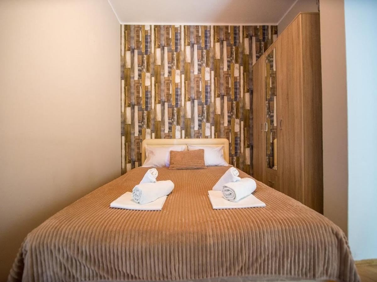 Pansion Nobel Hotel Petrovac Ngoại thất bức ảnh