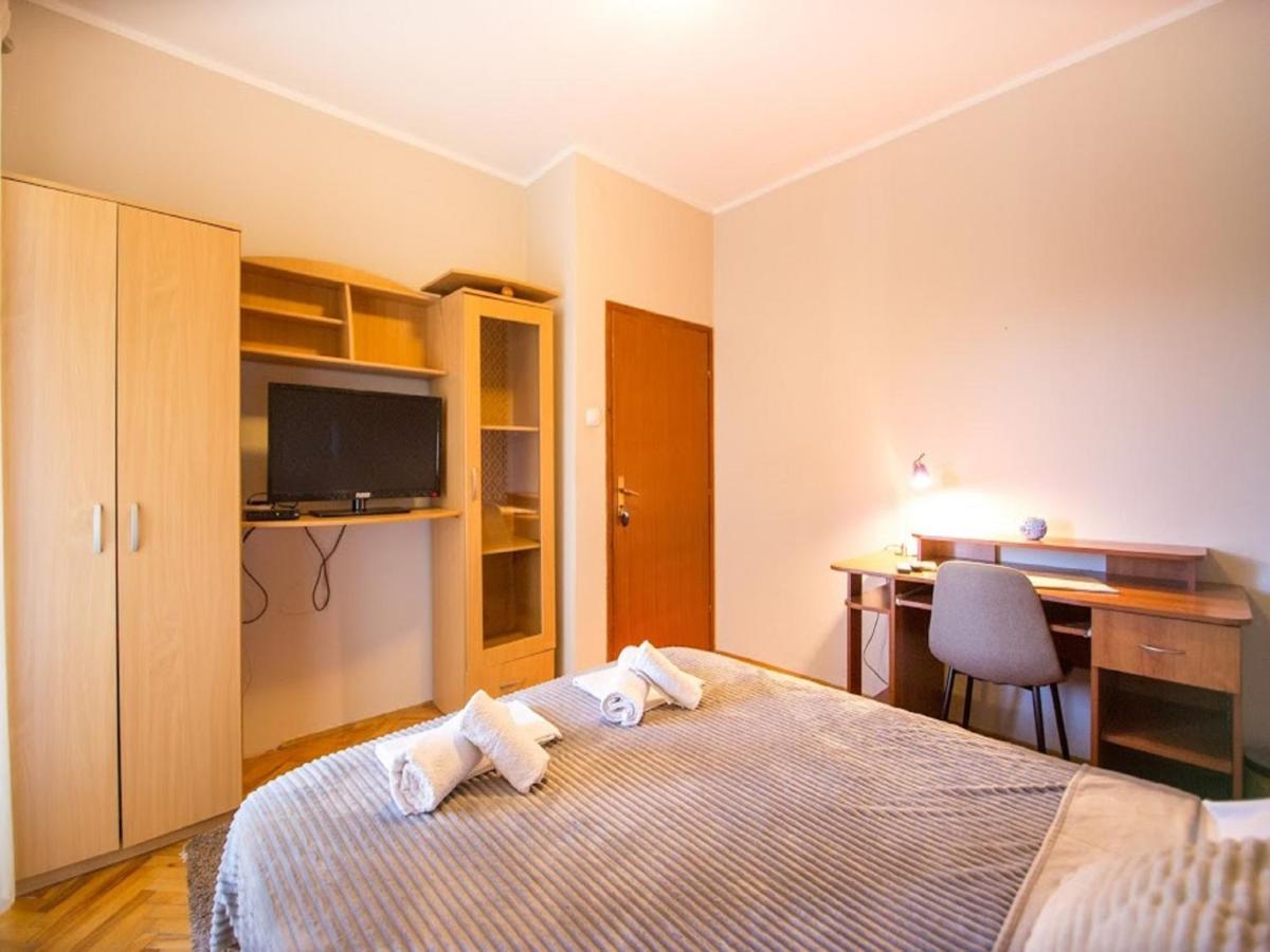 Pansion Nobel Hotel Petrovac Ngoại thất bức ảnh